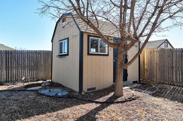 2924 Sunberry Way, Yukon, OK 73099