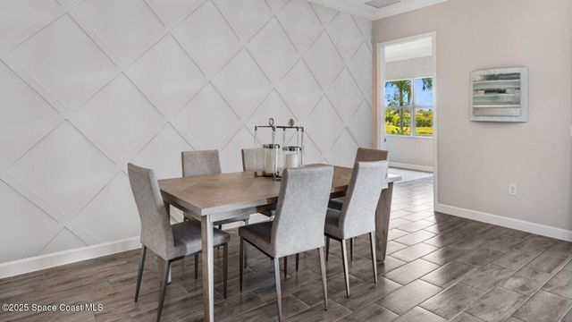 935 Regalia Way NW, Palm Bay, FL 32907
