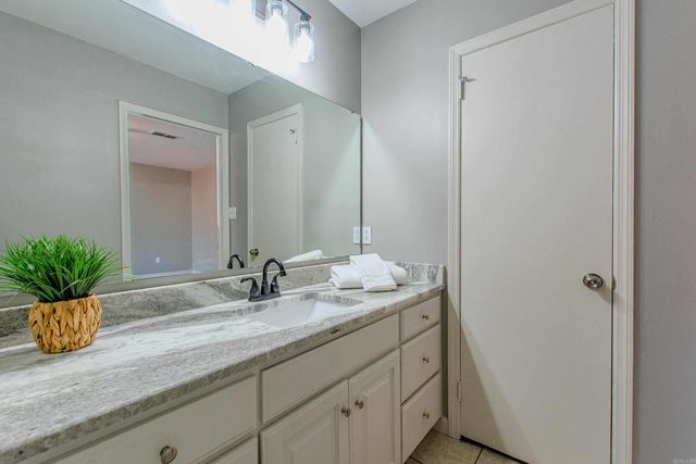 23 Creekridge Circle, Sherwood, AR 72120