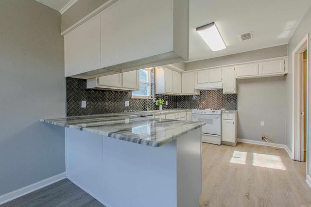 23 Creekridge Circle, Sherwood, AR 72120