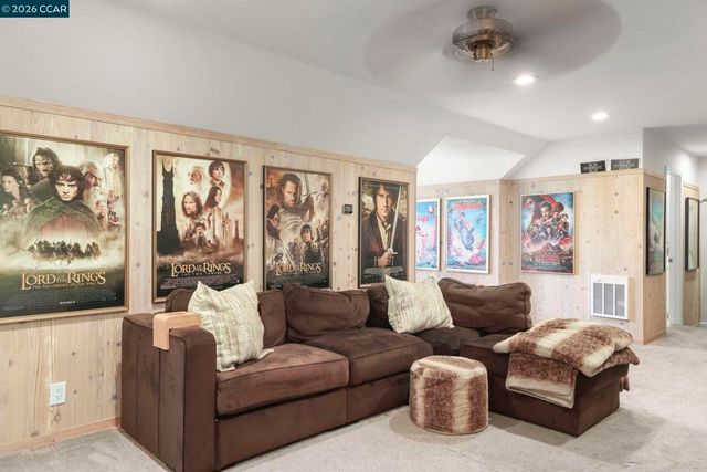 370 Castello, Lafayette, CA 94549