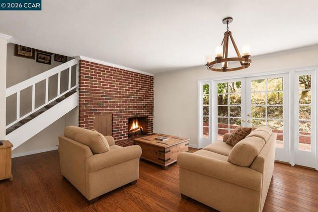 370 Castello, Lafayette, CA 94549