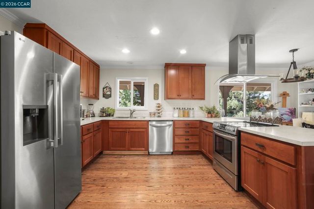 370 Castello, Lafayette, CA 94549