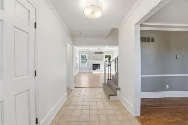 5735 Riley Street, Mission, KS 66202