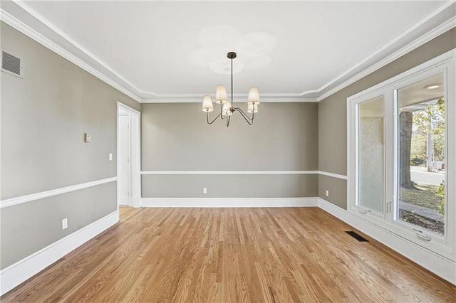 5735 Riley Street, Mission, KS 66202