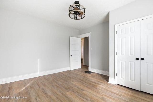 626 S 40th St, Louisville, KY 40211