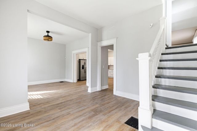 626 S 40th St, Louisville, KY 40211