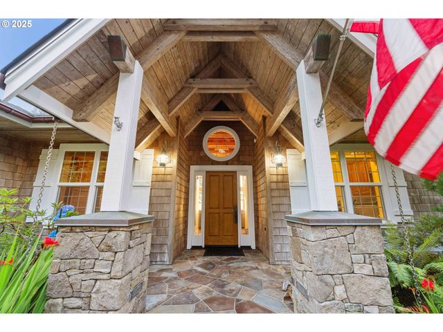 88248 TOKYO Ln, Bandon, OR 97411