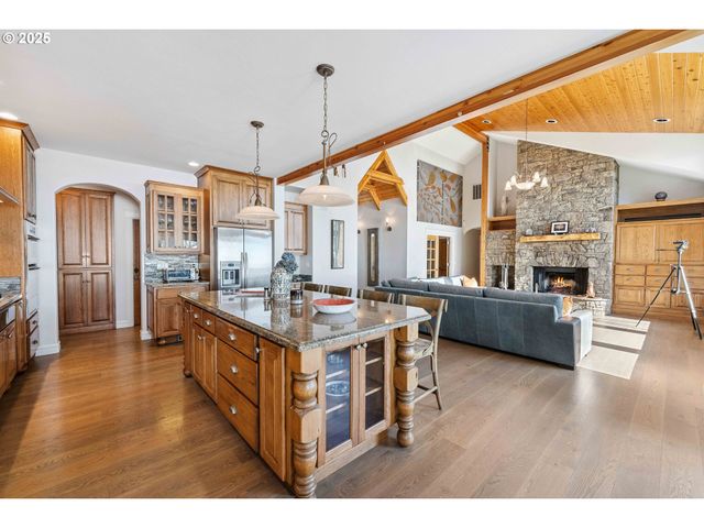 88248 TOKYO Ln, Bandon, OR 97411