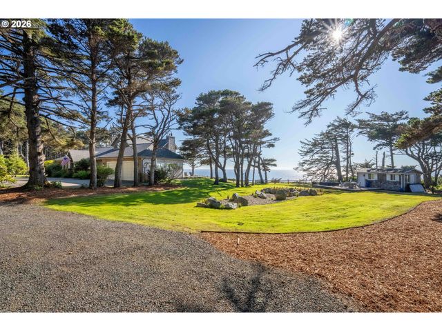 88248 TOKYO Ln, Bandon, OR 97411