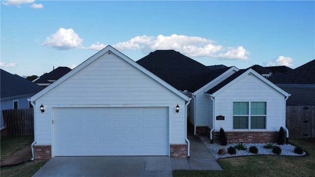 3761 Rockdale Street, Springdale, AR 72764