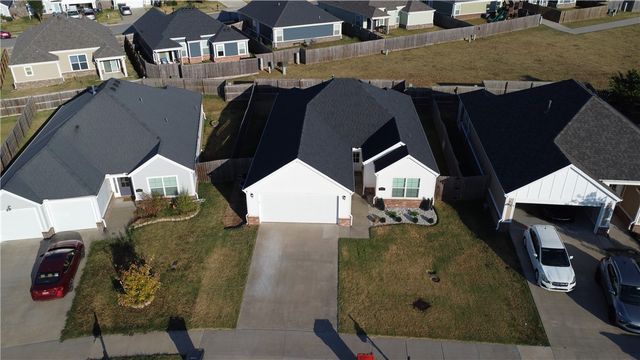 3761 Rockdale Street, Springdale, AR 72764