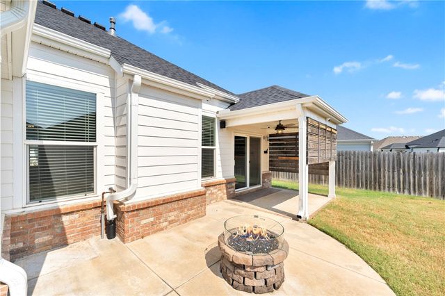 3761 Rockdale Street, Springdale, AR 72764