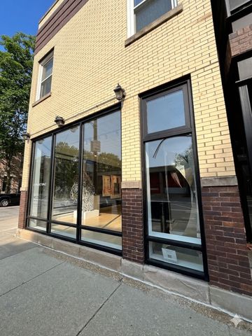 1912 N DAMEN Avenue 1, Chicago, IL 60647