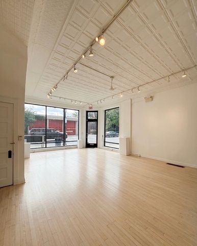1912 N DAMEN Avenue 1, Chicago, IL 60647