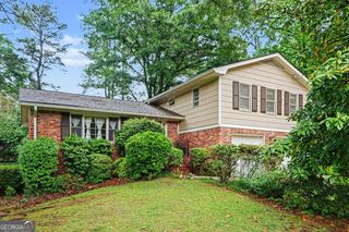 1252 SW Sheppard Drive SW, Lilburn, GA 30047