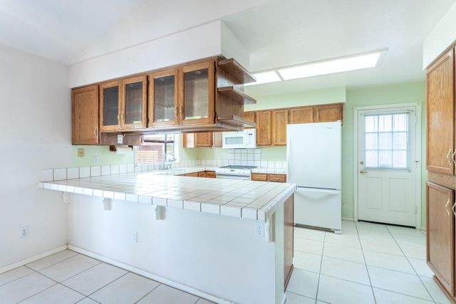 2238 Sophy Place, Redding, CA 96003