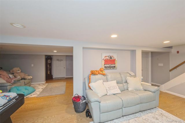 389 Briarwood Road, Massapequa, NY 11758
