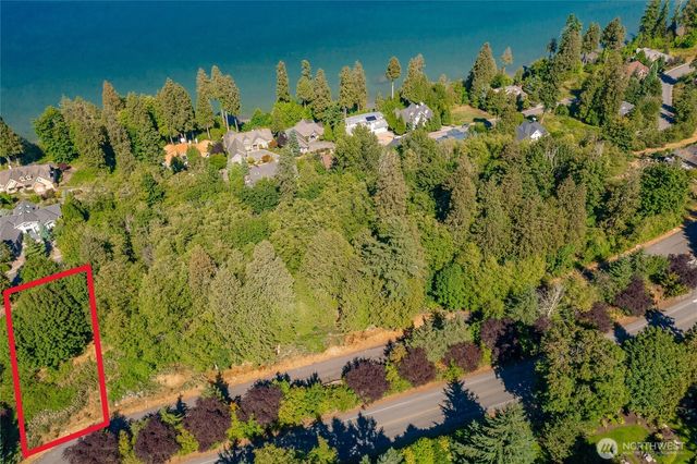 5526 Puffin Place, Blaine, WA 98230