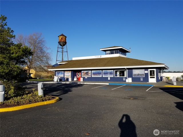 5526 Puffin Place, Blaine, WA 98230