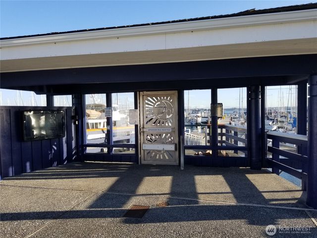 5526 Puffin Place, Blaine, WA 98230