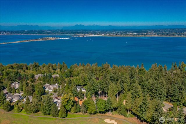 5526 Puffin Place, Blaine, WA 98230