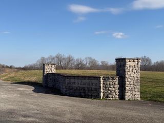 9A & 9B Keirsten Drive, Nancy, KY 42544