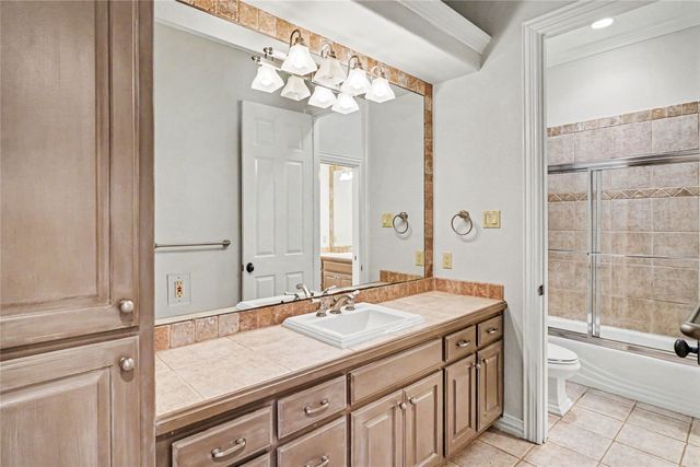 4201 Bluff View Drive, Granbury, TX 76048