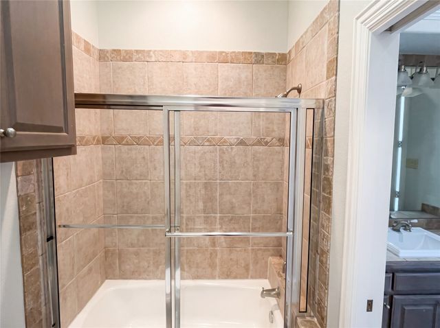 4201 Bluff View Drive, Granbury, TX 76048