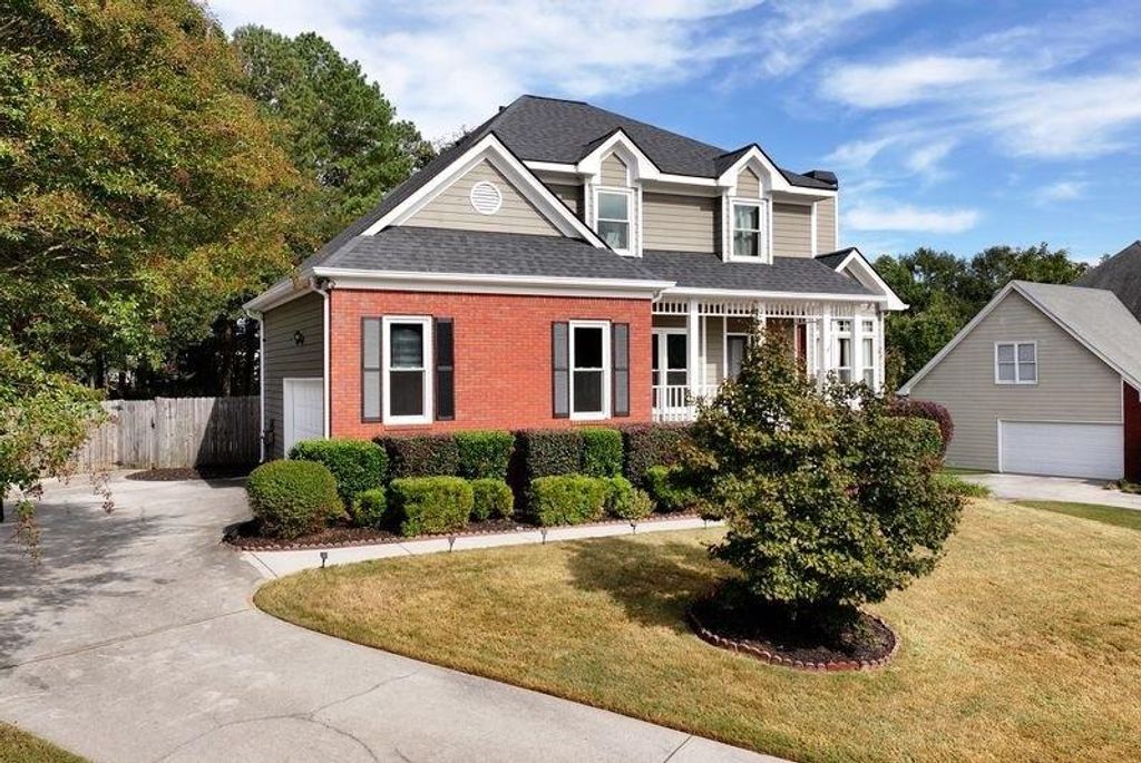 3800 Glen Ian Drive, Loganville, GA 30052