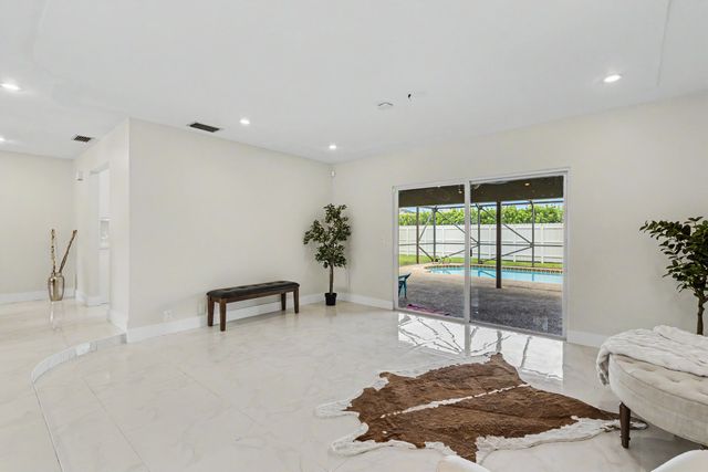 630 NW 79th Avenue, Margate, FL 33063