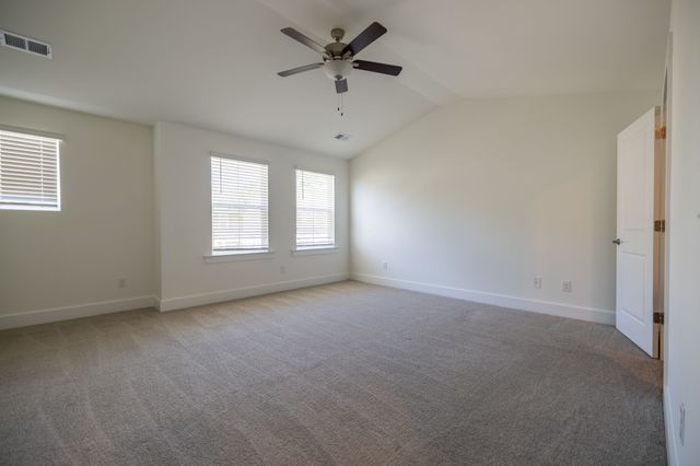 1086 Sweetleaf Dr, Franklin, TN 37064