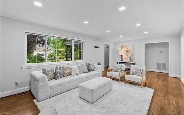 1208 W Cornwallis Drive, Greensboro, NC 27408