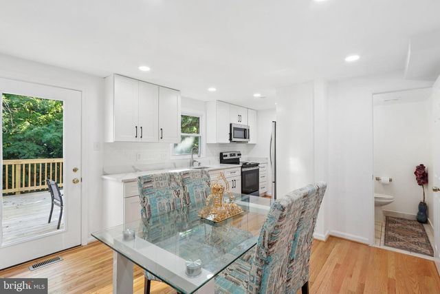 6246 HILLSIDE RD, Springfield, VA 22152