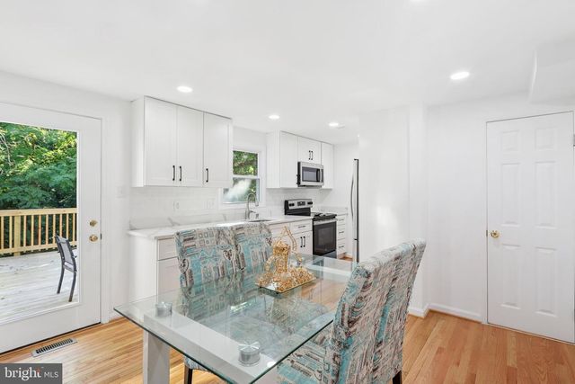 6246 HILLSIDE RD, Springfield, VA 22152