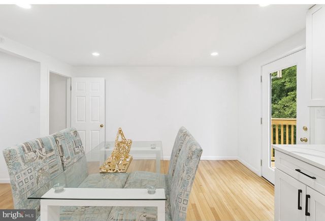 6246 HILLSIDE RD, Springfield, VA 22152