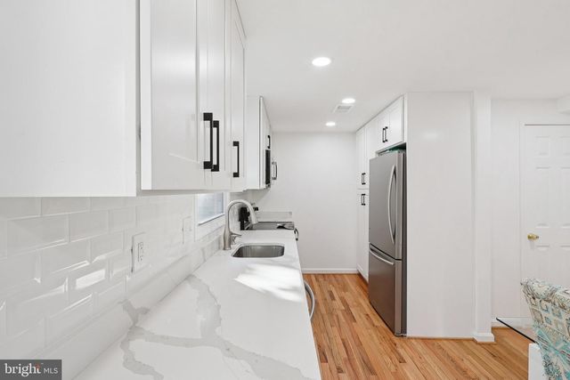 6246 HILLSIDE RD, Springfield, VA 22152