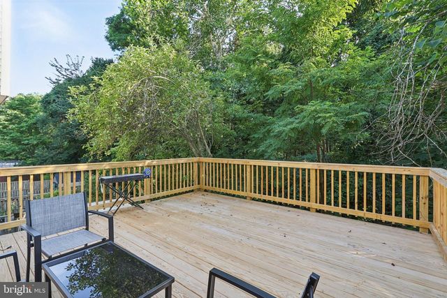 6246 HILLSIDE RD, Springfield, VA 22152
