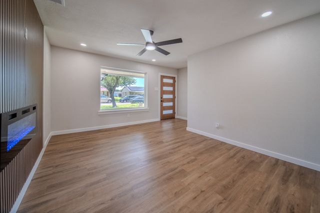 2607 Eastridge Drive, Mesquite, TX 75150