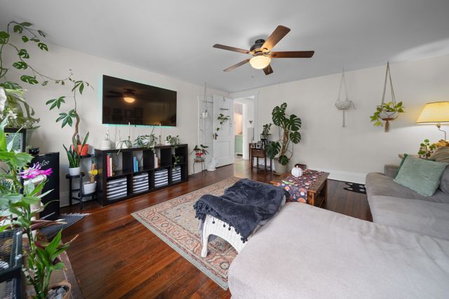 610 5th Ave, W, Springfield, TN 37172