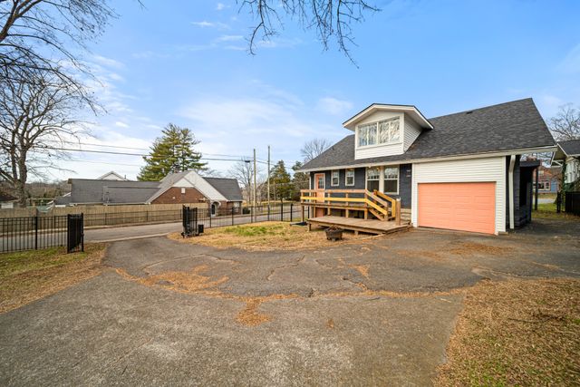 610 5th Ave, W, Springfield, TN 37172