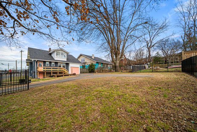 610 5th Ave, W, Springfield, TN 37172