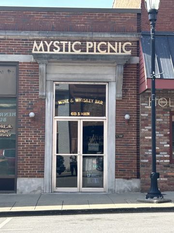 610 5th Ave, W, Springfield, TN 37172