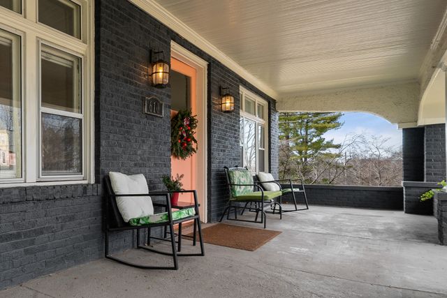 610 5th Ave, W, Springfield, TN 37172