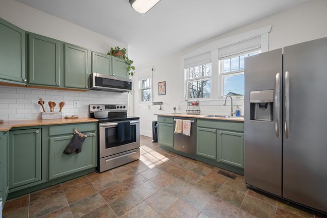 610 5th Ave, W, Springfield, TN 37172