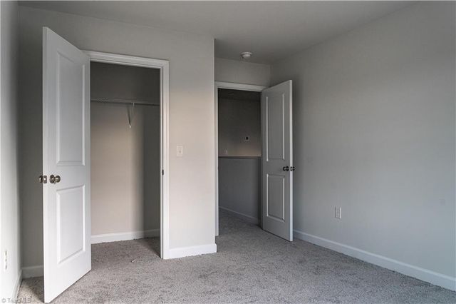 2906 York House Drive, Greensboro, NC 27407