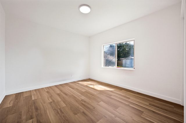 1712 Milner Road, Irving, TX 75061