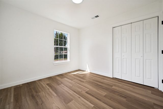 1712 Milner Road, Irving, TX 75061