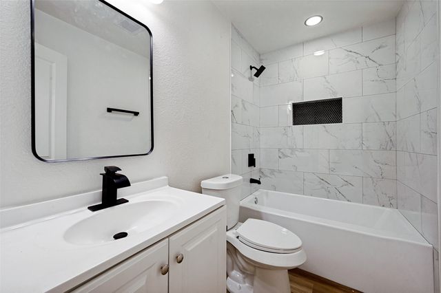 1712 Milner Road, Irving, TX 75061