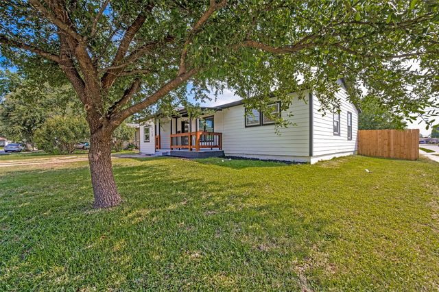 1712 Milner Road, Irving, TX 75061